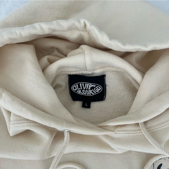 Olivia Rodrigo Déjà Vu Hoodie - Picture 3 of 5